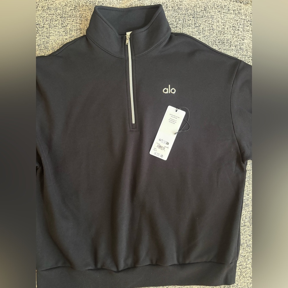 ALO Yoga Black Quarter-Zip Sweatshirt NWT size Medium - Picture 3 of 5